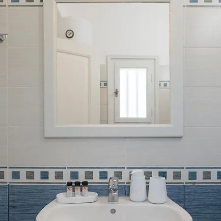 Evdokia - Luxury Olive Yard With Aegean View Venkovský dům Moutsoúna