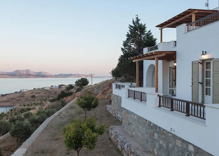 Evdokia - Luxury Olive Yard With Aegean View Kır Evi Moutsoúna