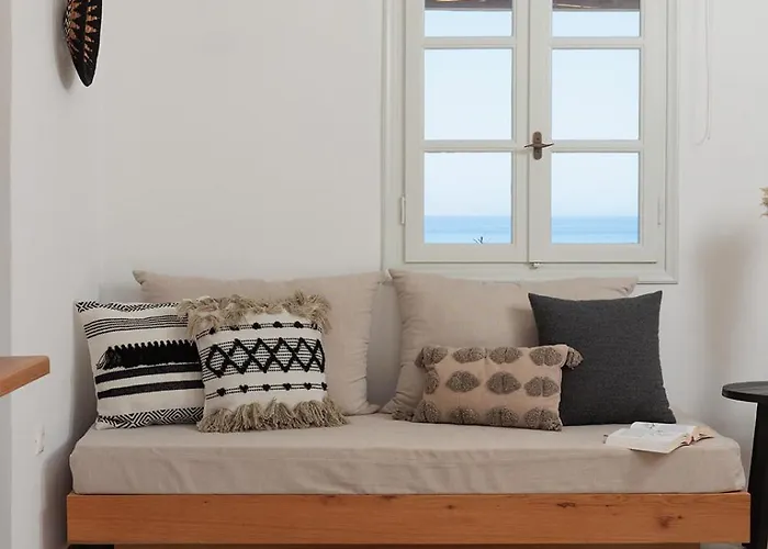 Kır Evi Evdokia - Luxury Olive Yard With Aegean View Moutsoúna