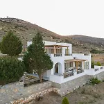 Evdokia - Luxury Olive Yard With Aegean View Летний дом