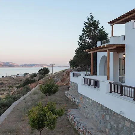 Evdokia - Luxury Olive Yard With Aegean View 乡村民宿 Moutsoúna