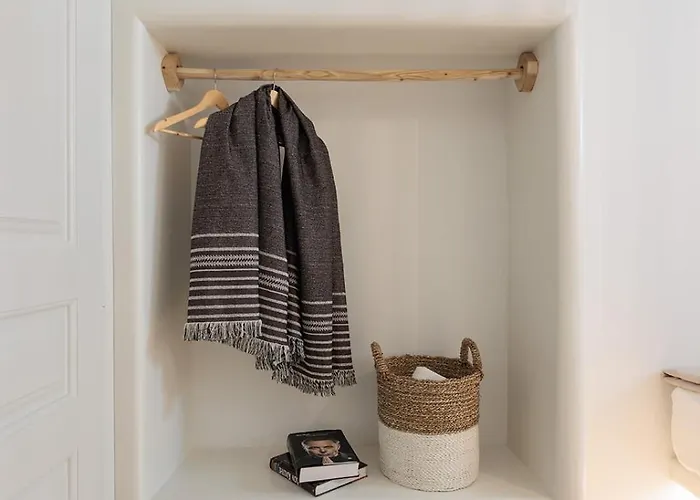 Evdokia - Luxury Olive Yard With Aegean View Lantställe